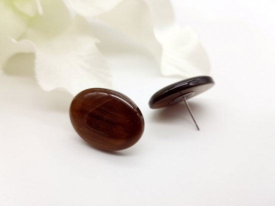 Preview: ovale, braun changierende Ohrstecker